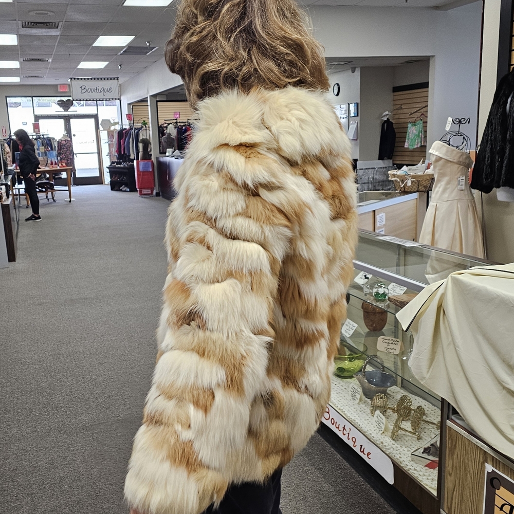 FUN VINTAGE Shaggy RED FOX Size 10 - Picture 2 of 4
